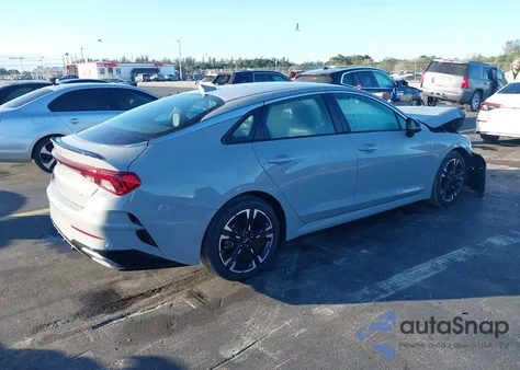 2023 Kia K5 Gt-Line z USA, uszkodzony, nr VIN 5XXG64J24PG207732